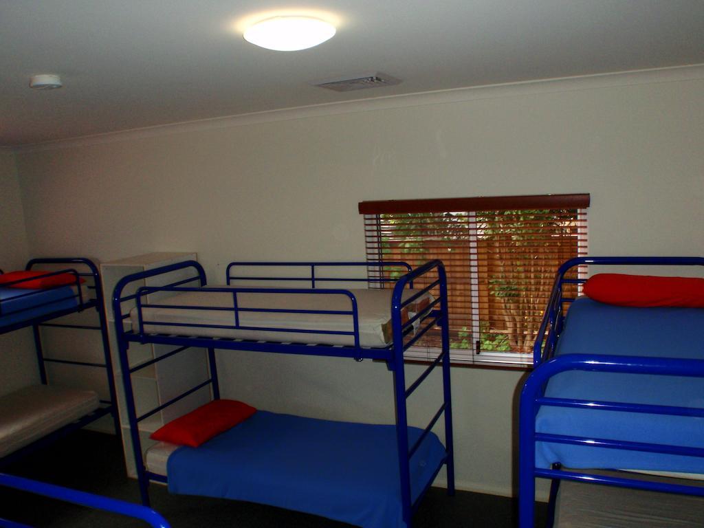 Margaret River Backpackers Yha Hostel Kamer foto